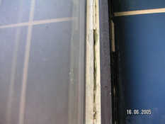 Asbesthaus - Fundstelle: Fensterkitt | © 2019, CRB Analyse Service GmbH | © CRB Analyse Service GmbH