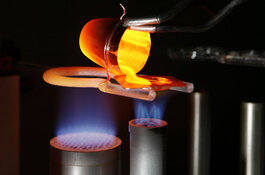 CRB GmbH | Production d’une fusion pour la spectrométrie de fluorescence X 2 | © CRB Analyse Service GmbH