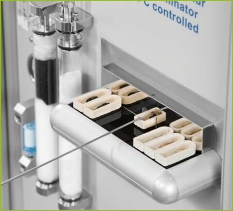 Kohelnstoff-Schwefel-Analysator CS500 | © Eltra Kohelnstoff-Schwefel-Analysator CS500 | © Eltra