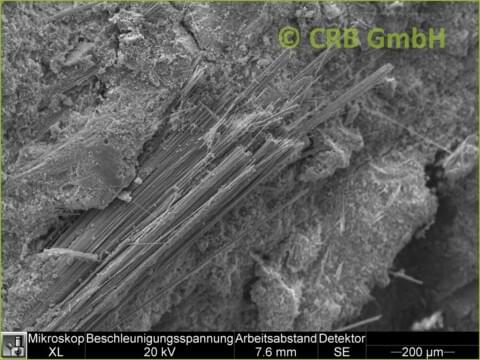 SEM-picture of amphibole asbestos, amosite in Promabest | © CRB Analyse Service GmbH SEM-picture of amphibole asbestos, amosite in Promabest | © CRB Analyse Service GmbH
